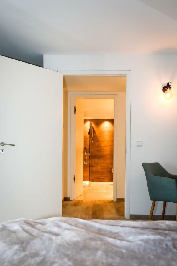 Apartment Atelierwohnung Mit Garten Mainz