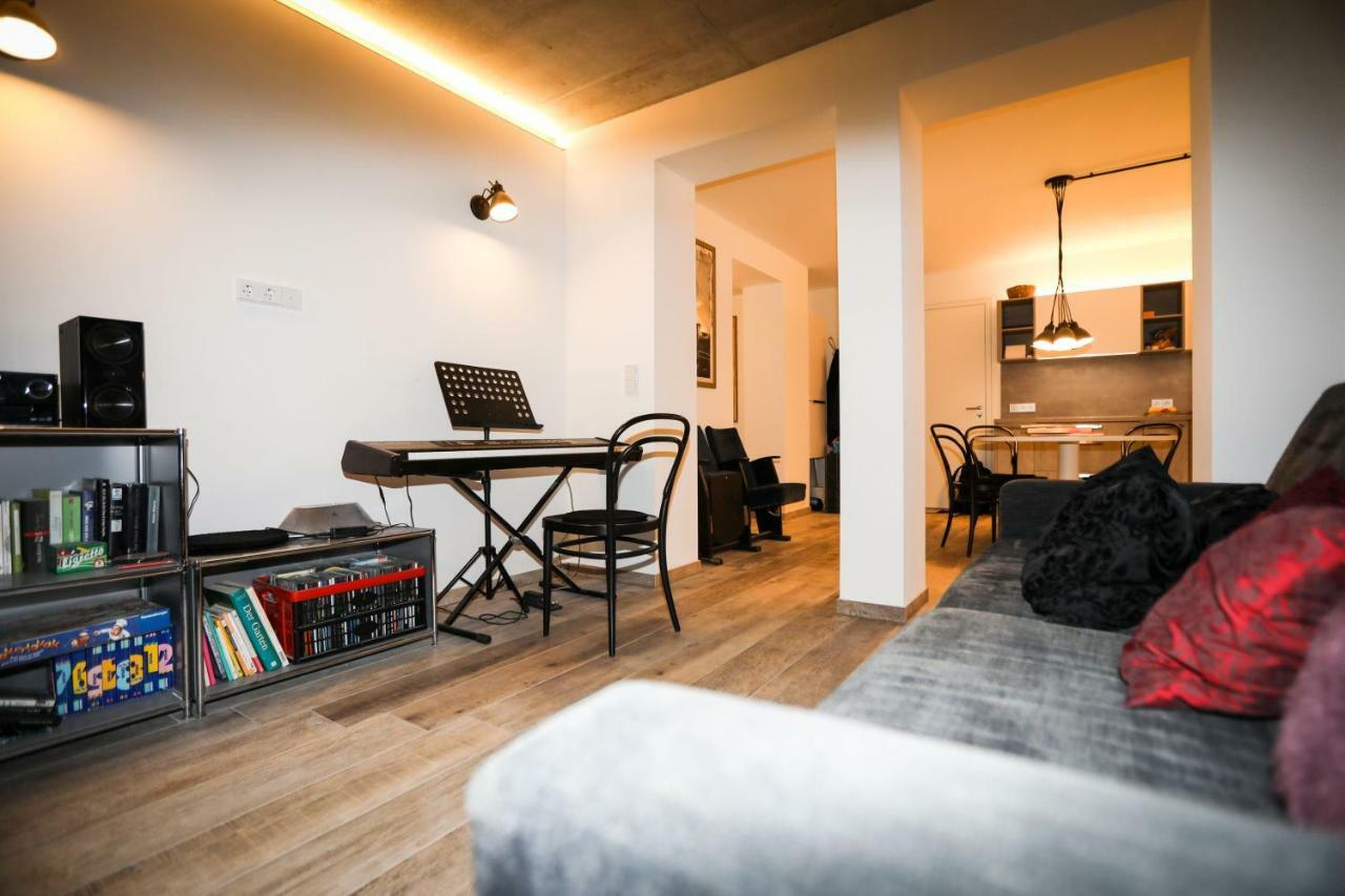 Apartment Atelierwohnung Mit Garten